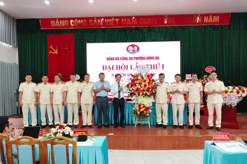 Phát huy vai trò nòng cốt, xây dựng lực lượng vững mạnh toàn diện 