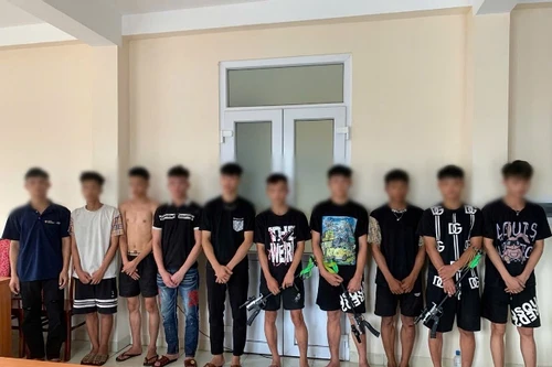 Khởi tố nhóm đối tượng có hành vi gây rối trật tự công cộng