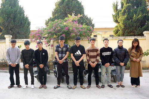 Bắt nhóm đối tượng lừa đảo trên không gian mạng