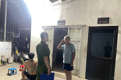 Kiểm tra an toàn cháy, nổ một số cơ sở sản xuất ban đêm