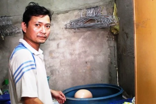 Chồng giết vợ rồi dựng hiện trường giả, sốt sắng lo hậu sự