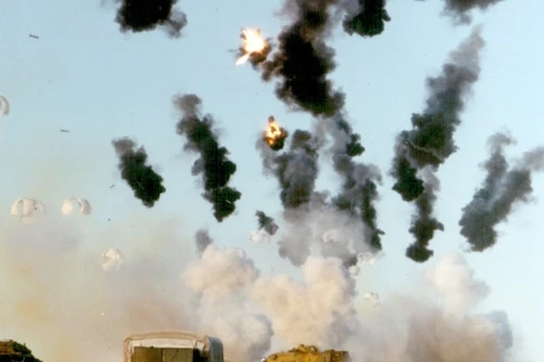 [ẢNH] "Đại bàng bất bại" F-15E mang bom trùm, tín hiệu rắn cho Iran?