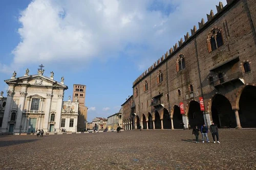 [ẢNH] Cuộc sống tại Italy sau lệnh phong tỏa toàn quốc do dịch Covid-19