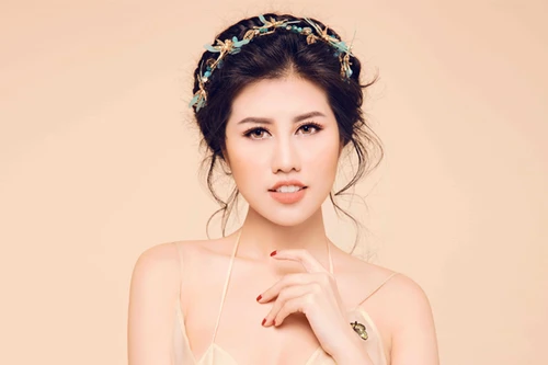 Nhan sắc mê hoặc của Top 9 Hoa hậu Du lịch quốc tế Emily Hồng Nhung