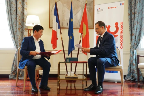 Quỹ Hy Vọng ký kết tài trợ dự án kỷ niệm 70 năm chiến thắng Điện Biên Phủ 