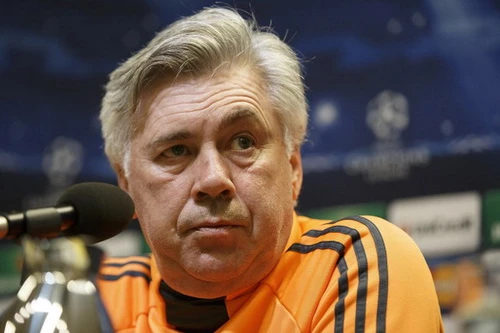 HLV Ancelotti thừa nhận Madrid đã gặp may