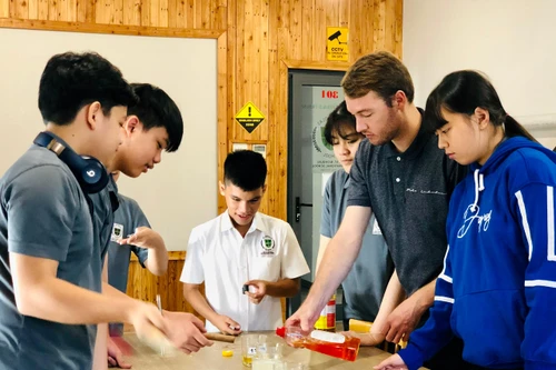 Tổ chức giáo dục tư nhân Việt Nam đầu tiên đạt kiểm định Cognia