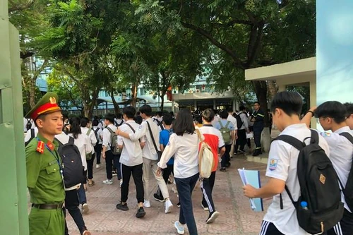 Tuyển thẳng vào lớp 10 Hà Nội hơn 400 trường hợp