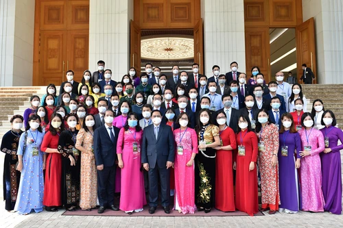 Chính phủ luôn trăn trở về tác động tiêu cực của dịch bệnh tới ngành giáo dục