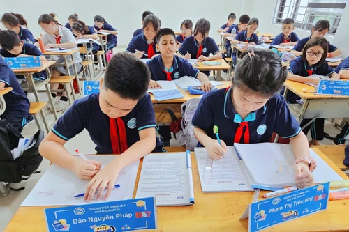 Hà Nội: 100% trường dạy và học trực tiếp sau ảnh hưởng bão lũ