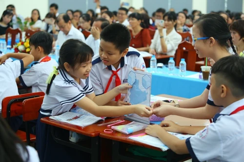 TP.HCM dự kiến cần 653 tỷ đồng để miễn học phí từ mầm non đến phổ thông năm học 2025-2026