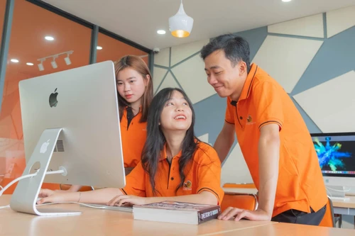 Miễn 100% học phí toàn khóa học, tài trợ sinh hoạt phí cho học sinh đoạt giải quốc gia