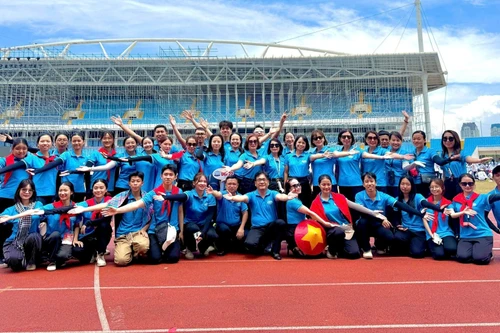 Gây "hiểu nhầm" về tiền hỗ trợ cho tập luyện đại lễ A80, nhà trường tổ chức đối thoại