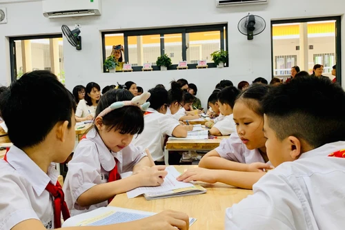 Hà Nội triển khai học bạ số tới 100% trường tiểu học 