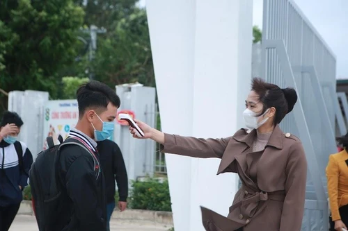 Hà Nội triển khai tiêm vaccine cho trẻ em, học sinh THPT Hà Nội có thể đi học trở lại trong tháng 12/2021