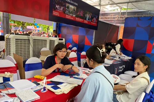 Bộ GD-ĐT dự kiến siết chỉ tiêu phương thức xét tuyển sớm 