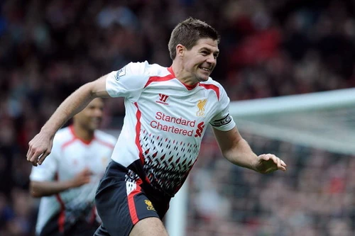 Gerrard thúc giục Liverpool giữ chân HLV
