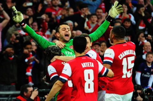 Wigan 1-1 Arsenal (penalty 2-4): Fabianski đưa Pháo Thủ vào chung kết