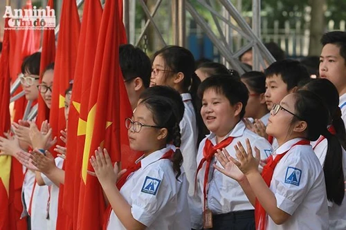 Bộ trưởng Nguyễn Kim Sơn: Trường chuyên không phải để chạy theo thành tích, huy chương