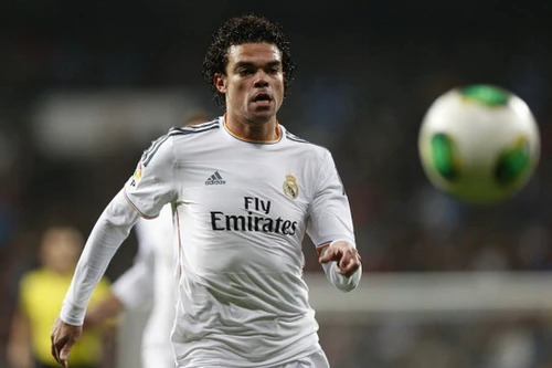 Pepe “phản pháo” thầy cũ Mourinho