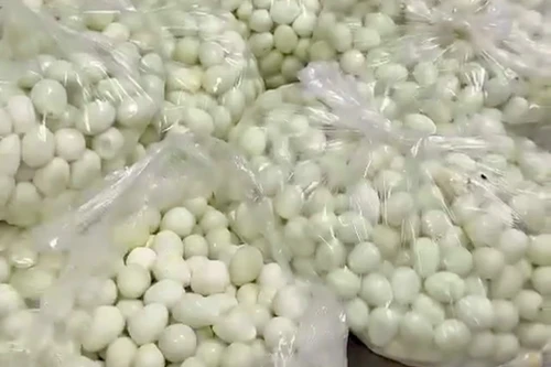 Hà Nội đề nghị xử lý nghiêm vụ việc thực phẩm có mùi ôi thiu vào trường học