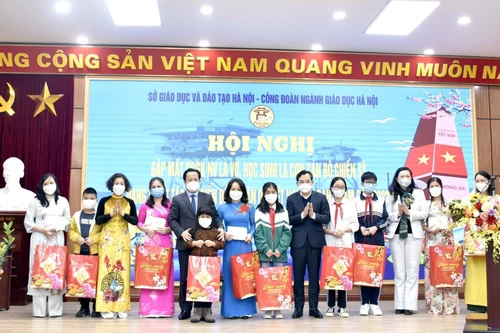 Hà Nội tổ chức Tết sum vầy cho giáo viên, học sinh có thân nhân công tác tại biển đảo