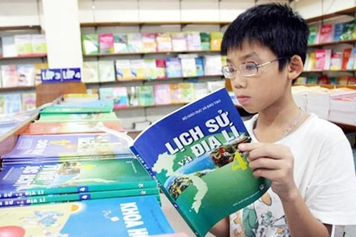 Bộ GD-ĐT yêu cầu biên soạn một phần bắt buộc của môn Lịch sử bậc THPT trong một tháng