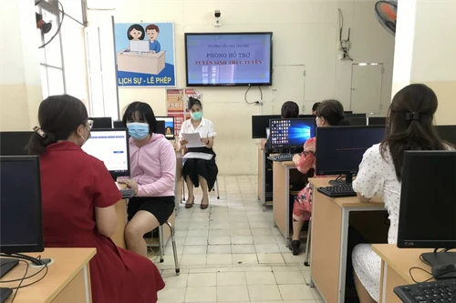 Sắp tuyển sinh trực tiếp, Hà Nội yêu cầu 100% trường học khai báo y tế điện tử