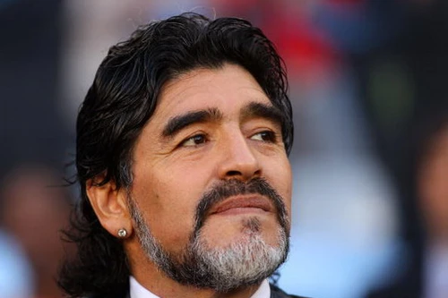  “Messi sẽ không bao giờ vượt qua Maradona”