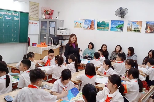 Học sinh Hà Nội nghỉ 4 đến 5 ngày dịp nghỉ lễ 30-4, 1-5