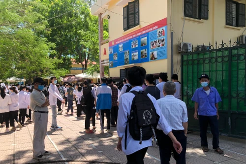 Địa phương đang giãn cách xã hội có cần tựu trường theo quy định?