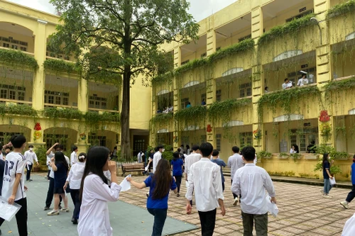 Cảnh báo tin nhắn, cuộc gọi giả mạo hoàn trả học phí để chiếm đoạt tài sản