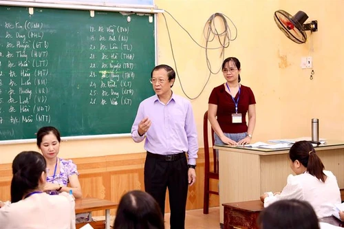 Chi tiết cách tính và mức tiền trả dạy thêm giờ của giáo viên từ năm học này