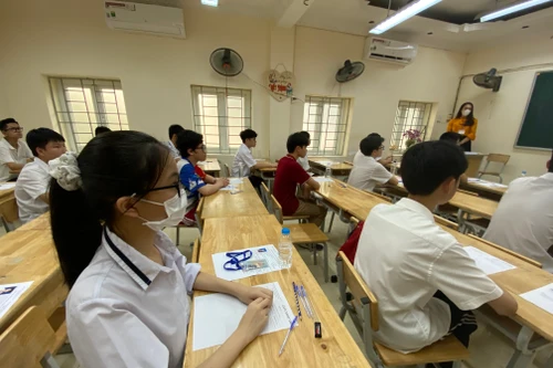 Điểm chuẩn khối ngành sư phạm tăng vọt