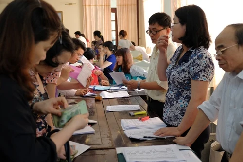 Cắt giảm ngân sách, 4 trường đại học công được vượt khung học phí