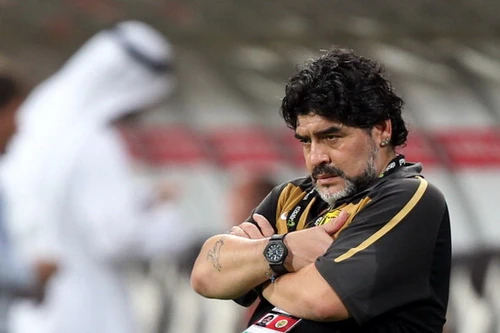 Maradona ngỏ ý muốn làm việc tại Bayern