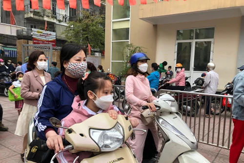 Vì sao học sinh Hà Nội nghỉ Tết Quý Mão ngắn hơn các địa phương khác?