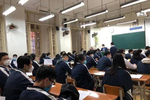 Bộ GD-ĐT họp với 63 địa phương về việc mở cửa trường học sau Tết Nguyên đán