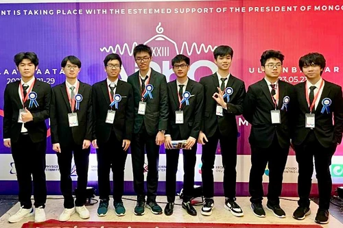 8/8 học sinh Việt Nam đoạt giải tại Olympic Vật lí Châu Á - Thái Bình Dương