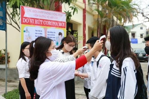 Hơn 2.000 ca dương tính, TP.HCM chuẩn bị 2 đợt thi tốt nghiệp THPT