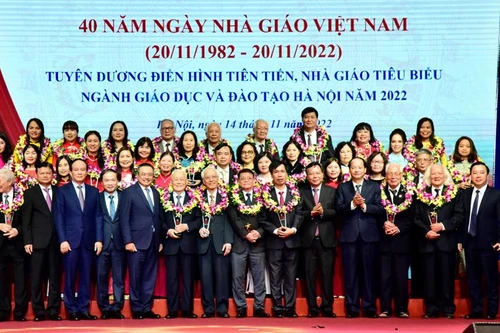 Hà Nội đề nghị xét tặng danh hiệu 1 nhà giáo nhân dân, 11 nhà giáo ưu tú