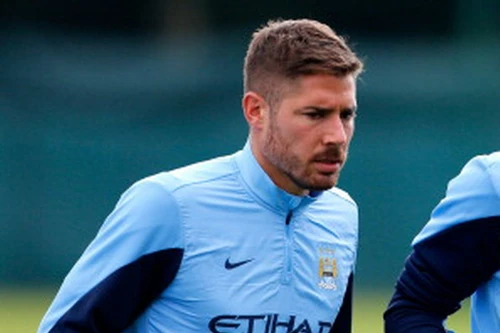 Inter nhắm đến “hàng thừa” của Man City