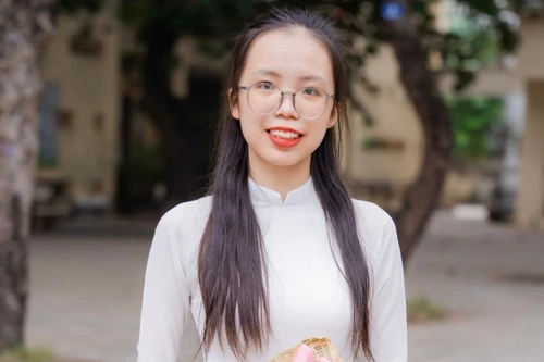 Gương mặt thủ khoa năm nay của Hà Nội đến từ những trường nào?