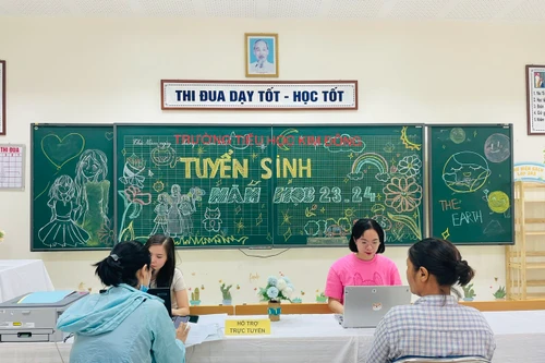 Tỷ lệ hồ sơ đăng ký trực tuyến vào lớp 6 của Hà Nội đạt 91,47%