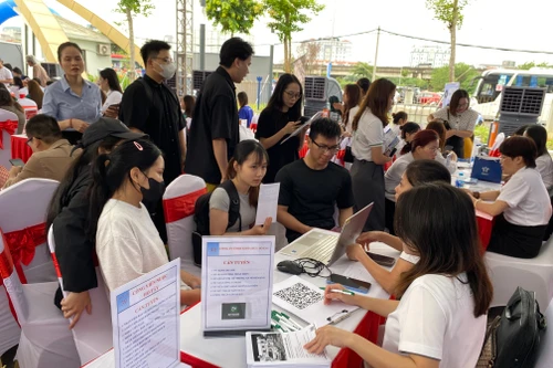 Bất ngờ giảm lệ phí xét tuyển đại học, tiết kiệm cho thí sinh cả nước hơn 38 tỷ đồng