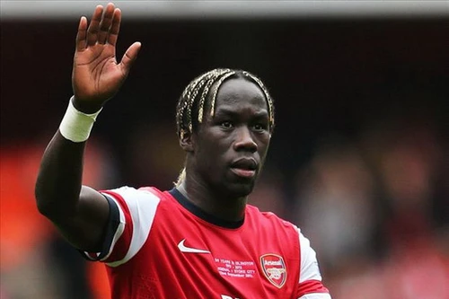 Sagna trấn an rằng sẽ ở lại Arsenal
