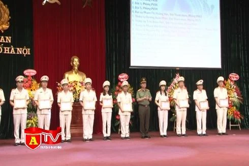 CATP Hà Nội kỷ niệm 50 năm ngày truyền thống lực lượng Thanh tra CAND