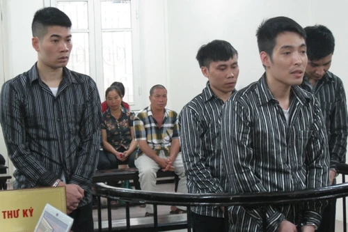 Hai tên trộm liên tục “thổi bay” hàng chục chiếc xe máy