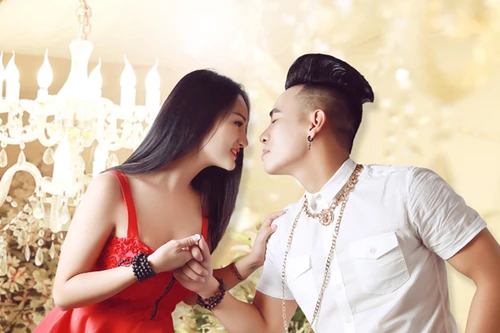 "Hàng nóng" của ca sĩ Anh Trường và "bà ngoại hot girl" Hương bella hứa hẹn "gây bão"