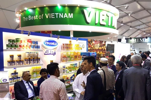 Chuyến xuất ngoại đầu tiên của Vinamilk